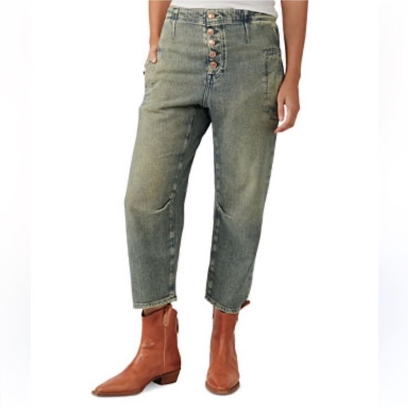 We The Free Osaka mid rise barrel, 
Light wash, size 25 NWOT - Picture 4 of 9